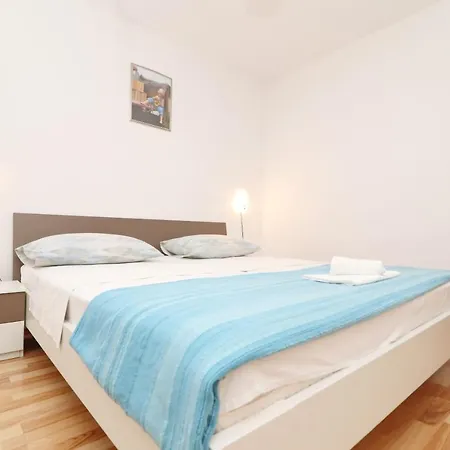 Bay Apartament Prižba