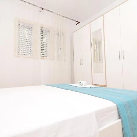 Апартаменты Bay Прижба