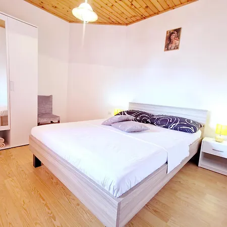 Bay Апартаменты *